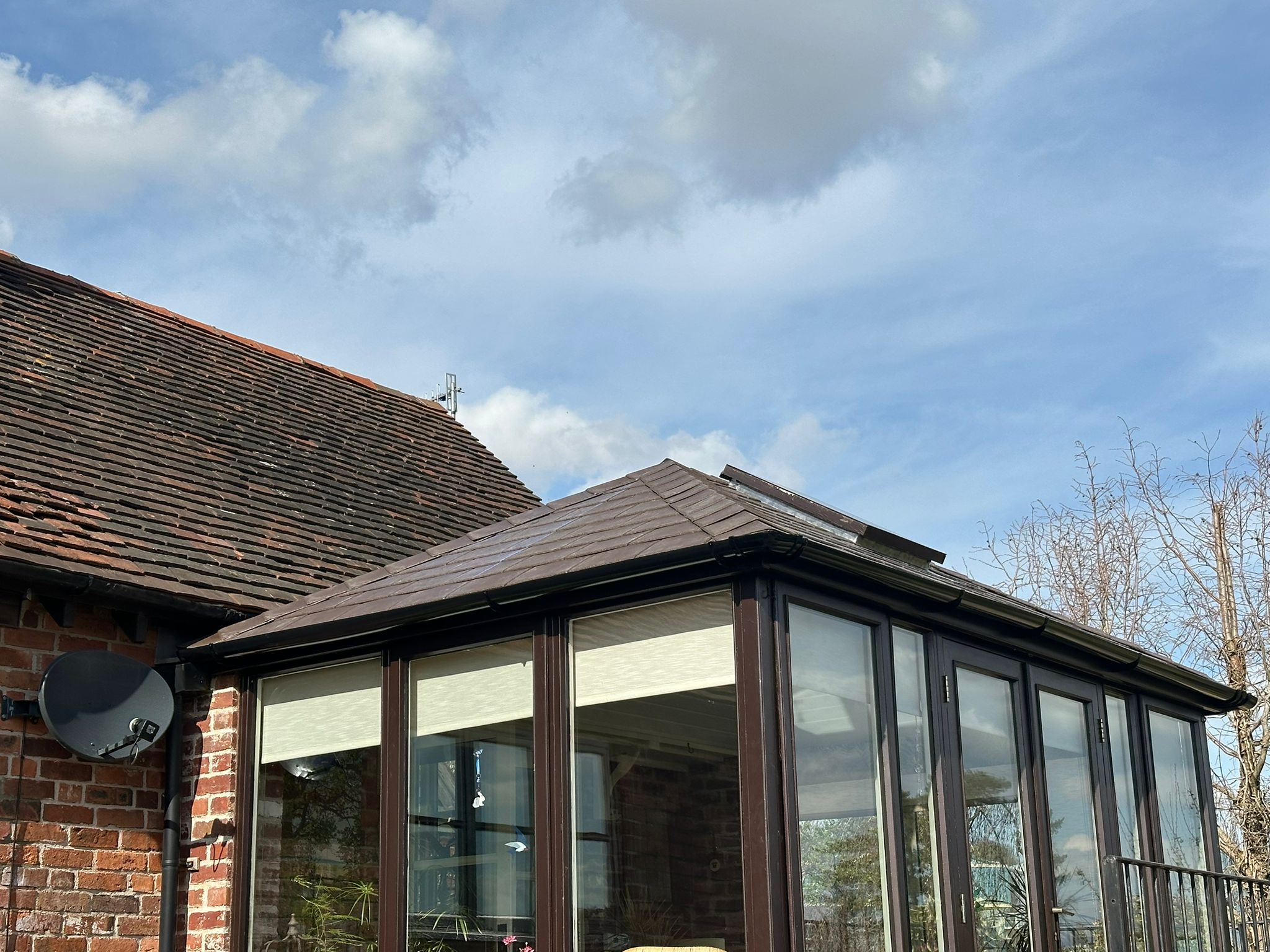 Small Edwardian Outside Dark Brown